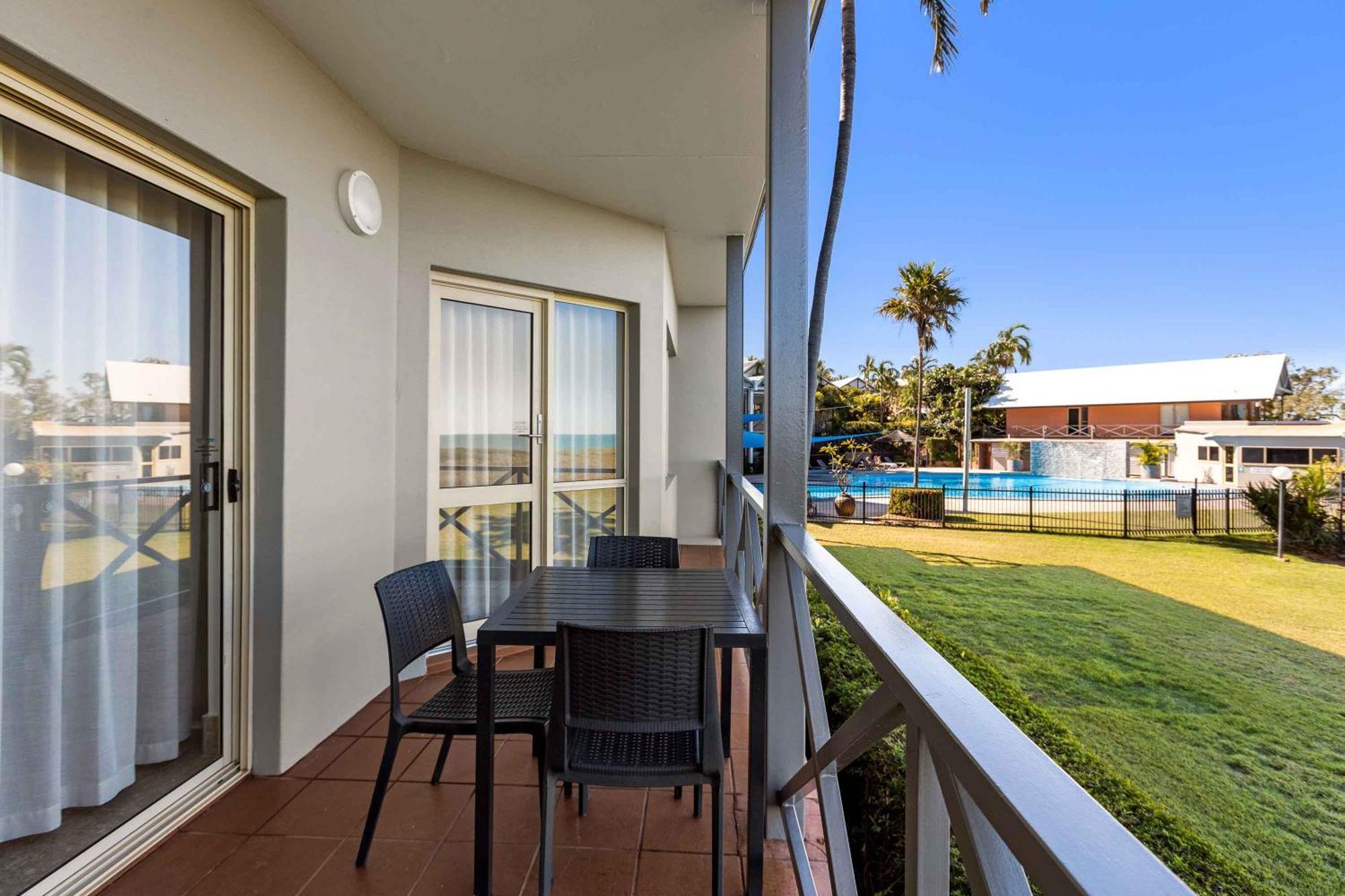 Moonlight Bay Suites Broome Ngoại thất bức ảnh