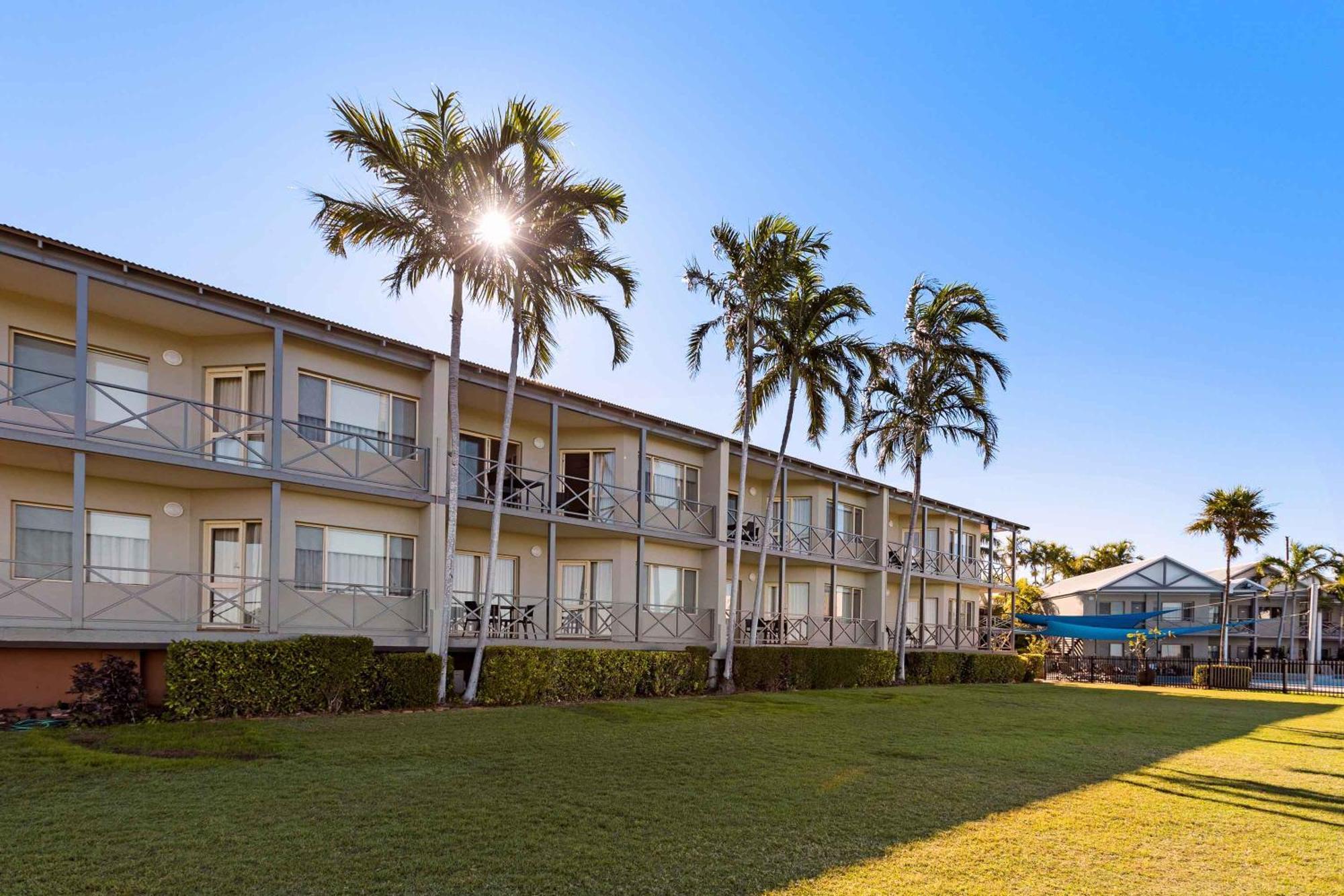 Moonlight Bay Suites Broome Ngoại thất bức ảnh