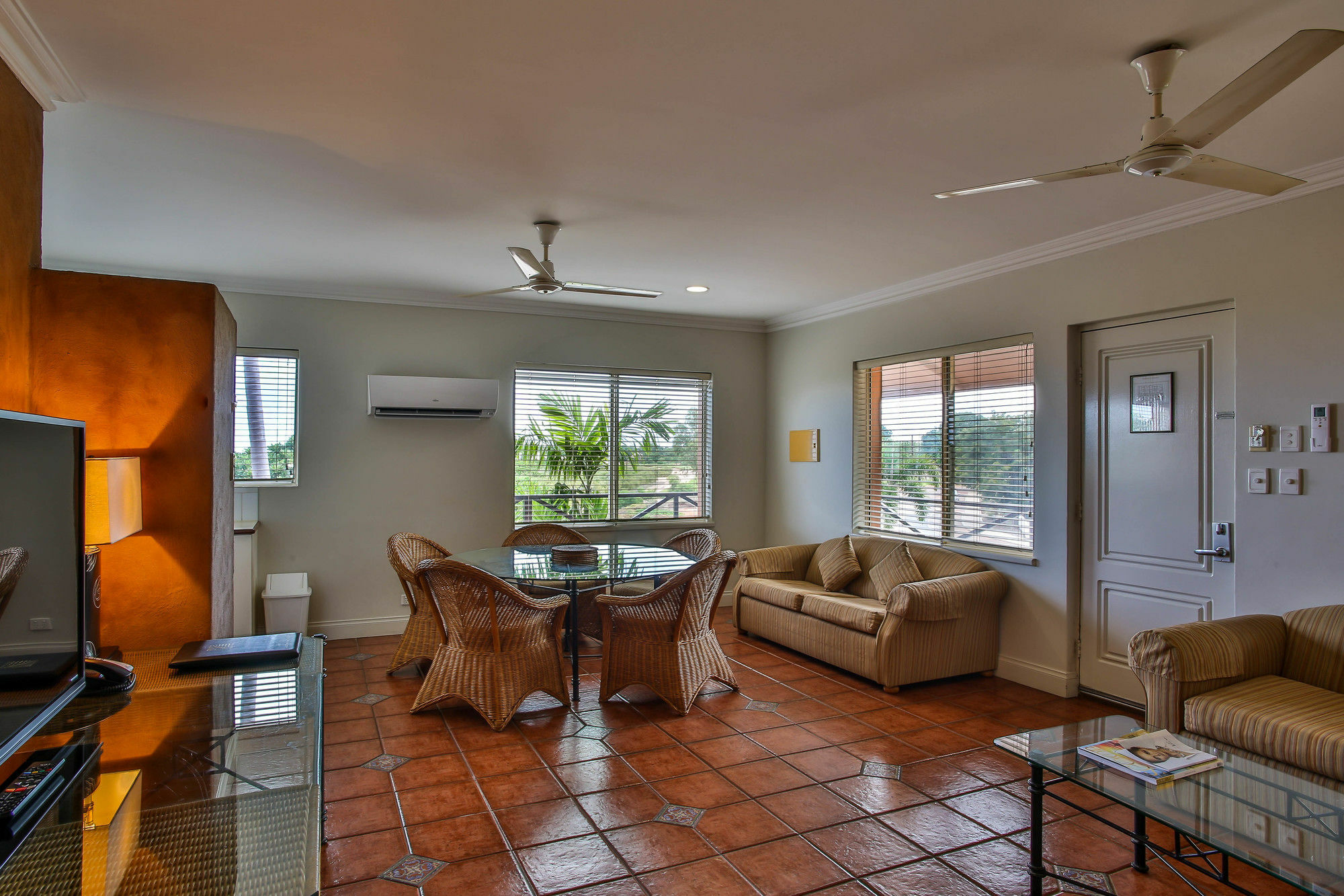 Moonlight Bay Suites Broome Ngoại thất bức ảnh