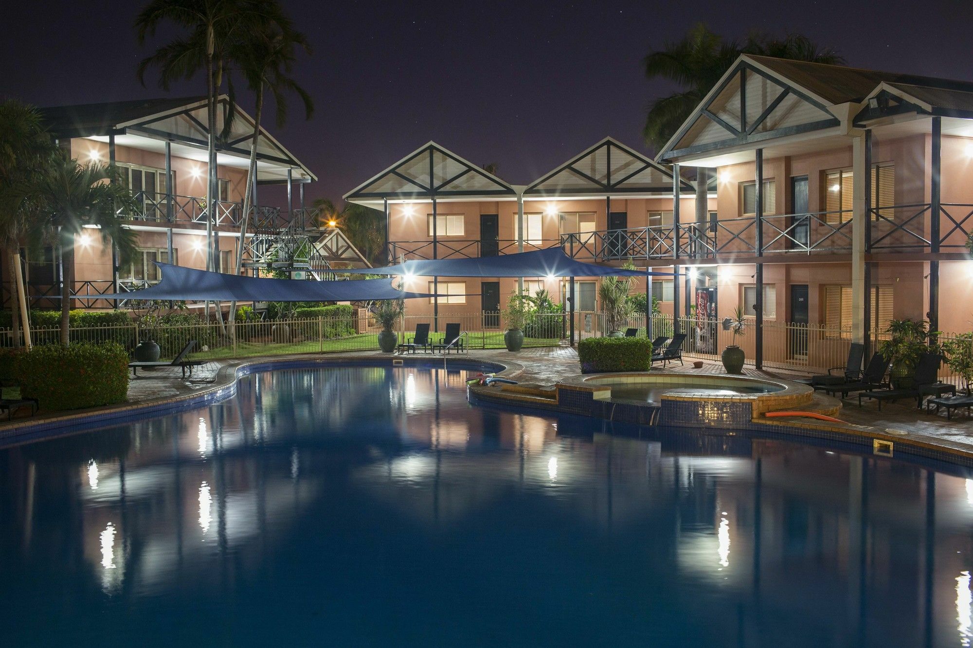 Moonlight Bay Suites Broome Ngoại thất bức ảnh