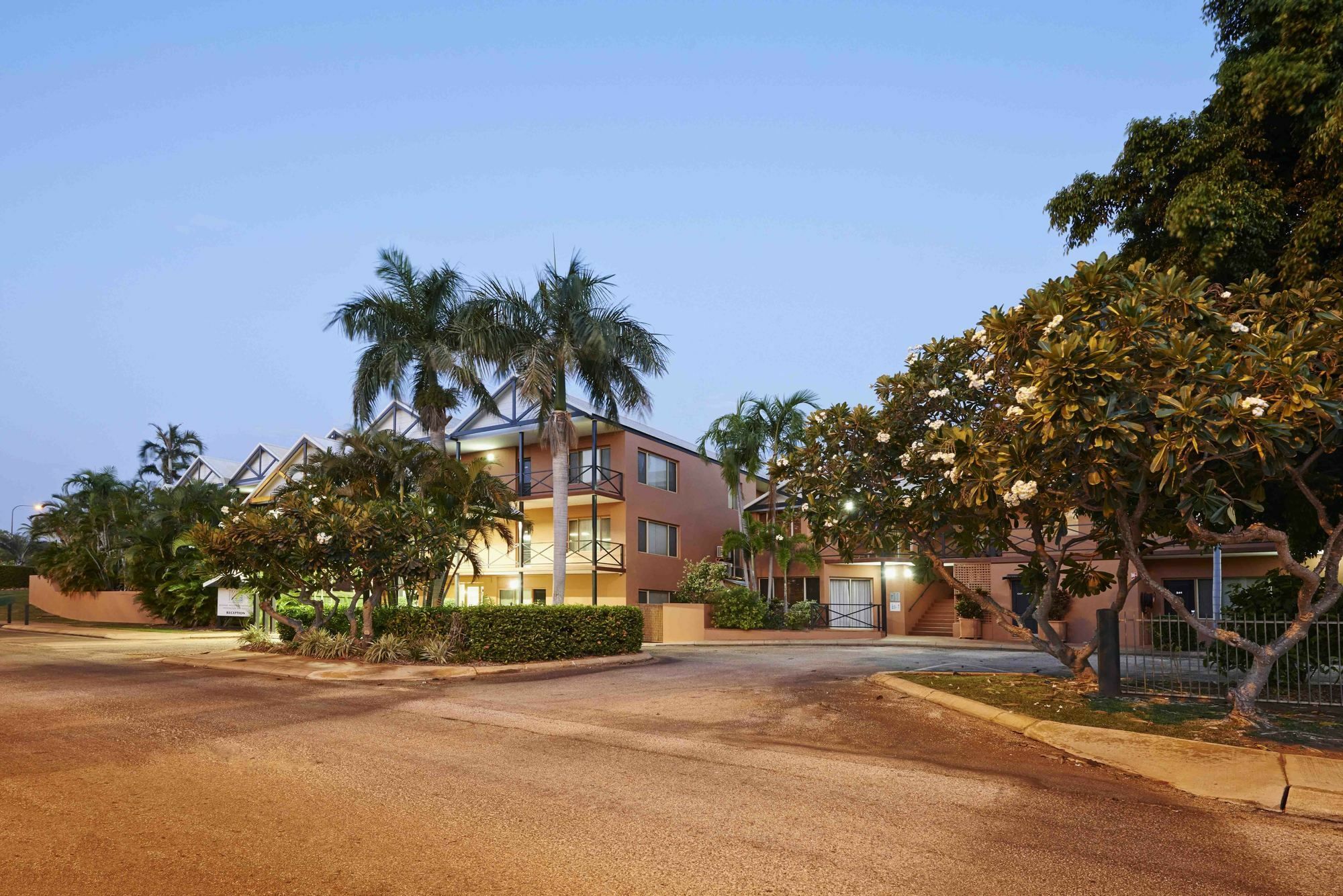 Moonlight Bay Suites Broome Ngoại thất bức ảnh