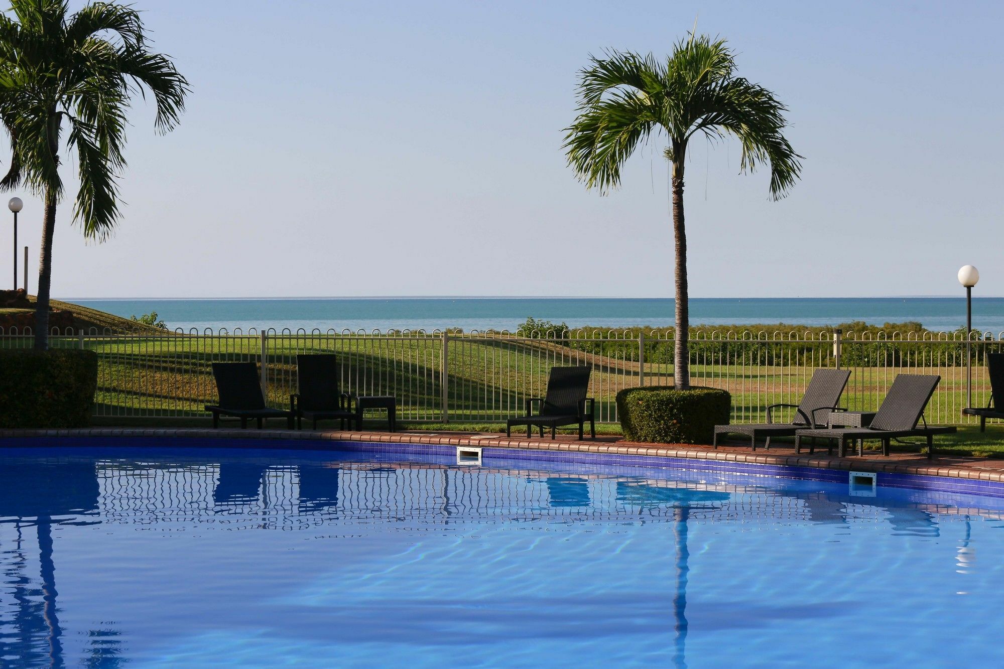 Moonlight Bay Suites Broome Ngoại thất bức ảnh